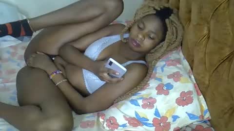 Snapshot of annabellapretty chatting on October 2025 11:19:01 AM annabellapretty online show from October 2025 11:19:01 AM