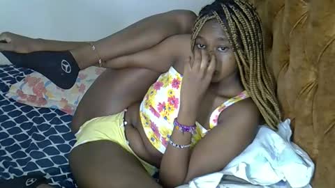 Snapshot of annabellapretty chatting on November 2025 12:16:02 PM annabellapretty online show from November 2025 12:16:02 PM