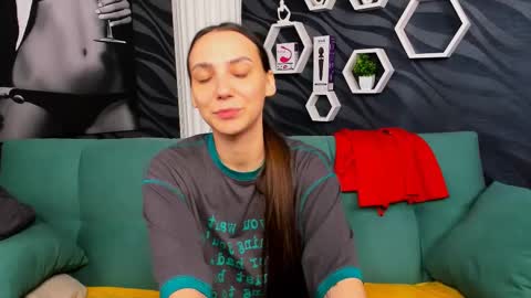 annabishop online show from February 2025 06:11:02 AM