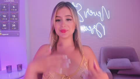 Anna Brooks  online show from January 2025 11:04:01 PM