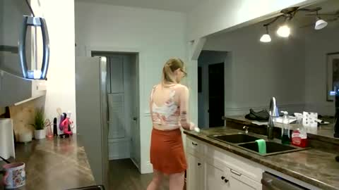 annadelrae444 online show from December 2025 02:28:01 AM