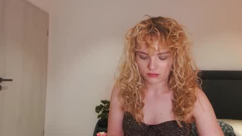annaevv online show from May 2026 02:51:02 AM