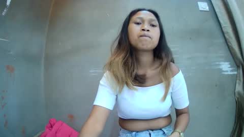 Snapshot of annah_maru chatting on March 2026 08:20:01 AM Annah maru online show from March 2026 08:20:01 AM