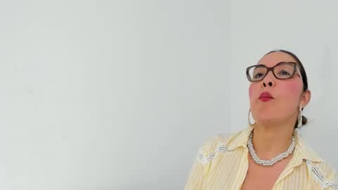 Snapshot of annajaimes chatting on January 2026 02:26:01 AM Annalu online show from January 2026 02:26:01 AM