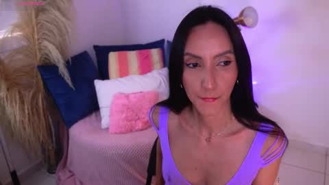 Snapshot of annakellergo chatting on February 2026 07:43:02 PM Anna k online show from February 2026 07:43:02 PM