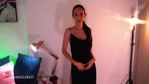 Snapshot of annakellergo chatting on April 2026 08:13:02 PM Anna k online show from April 2026 08:13:02 PM