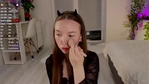 Holly Molly Im Polly online show from June 2026 07:20:01 PM