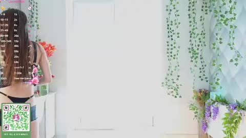 Holly Molly Im Polly online show from June 2026 01:39:02 PM
