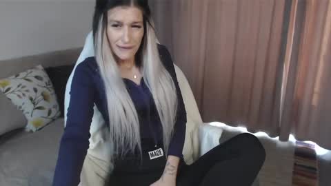 Anna online show from April 2026 04:48:02 AM