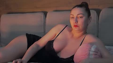 annasplash online show from May 2026 04:28:02 AM