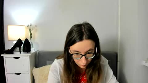 Anna online show from July 2026 07:39:01 PM
