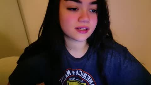 Snapshot of annatigarr chatting on November 2025 04:22:01 AM meow online show from November 2025 04:22:01 AM