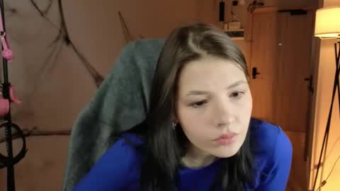 Snapshot of annatrueno chatting on November 2025 06:30:01 PM Anna online show from November 2025 06:30:01 PM