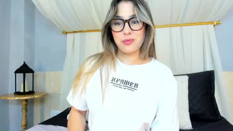 Anna Victoria online show from December 2024 12:02:01 AM