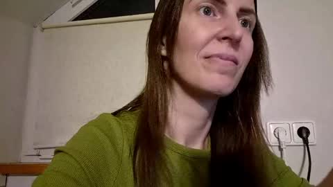Anna online show from April 2026 08:26:02 PM
