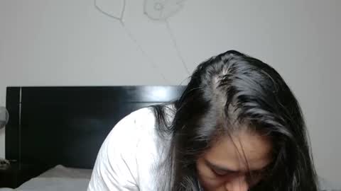 Snapshot of annaxnasty chatting on December 2025 05:23:01 AM Anna online show from December 2025 05:23:01 AM