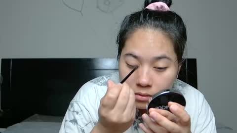 Anna online show from December 2025 03:57:01 AM