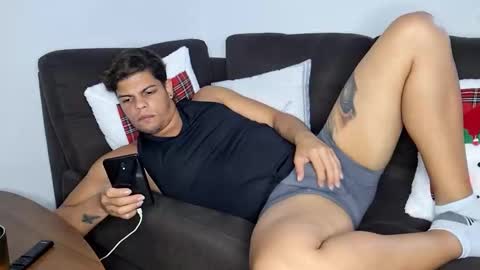 Snapshot of anndyhardy11 chatting on December 2024 11:55:01 PM Anndy Hardy online show from December 2024 11:55:01 PM