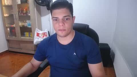 Snapshot of anndyhardy11 chatting on September 2025 09:58:01 PM Anndy Hardy online show from September 2025 09:58:01 PM