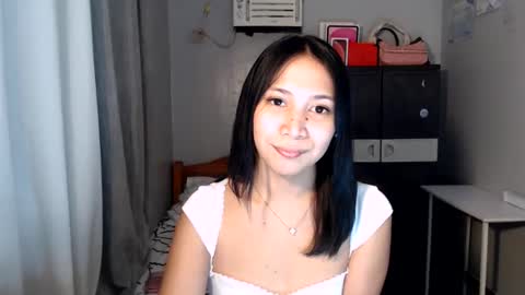 anne_chanelx online show from May 2026 06:59:01 PM
