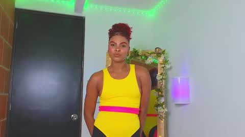 Snapshot of anne_rachel chatting on December 2024 11:24:02 PM anne_rachel online show from December 2024 11:24:02 PM