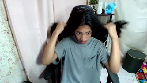 annebisyosa_angela online show from January 2026 06:49:01 AM