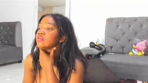 Annie  online show from February 2025 02:29:02 PM