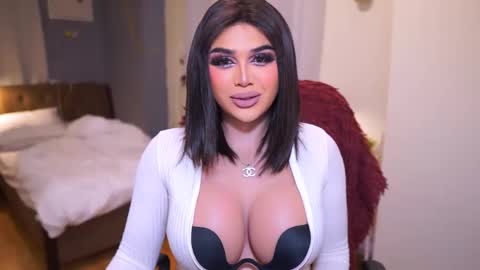 Anne Hart online show from February 2025 04:41:02 AM