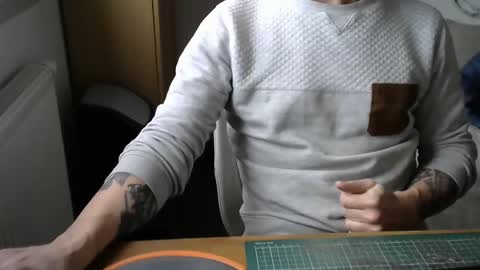 Snapshot of annecylake chatting on January 2025 01:21:02 PM annecylake online show from January 2025 01:21:02 PM