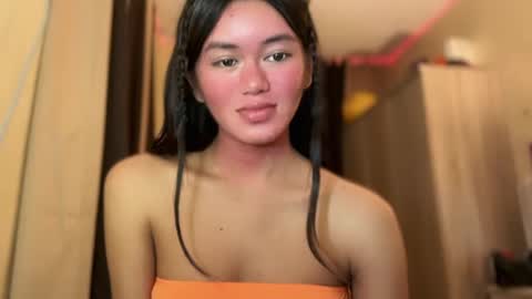 Snapshot of annedee_ chatting on December 2024 10:03:01 AM Kim online show from December 2024 10:03:01 AM