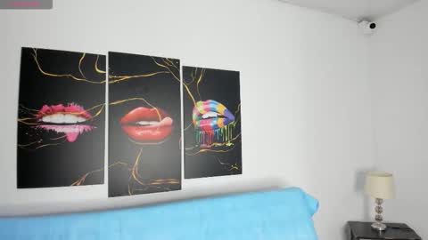 annelis_om online show from November 2025 07:46:02 PM