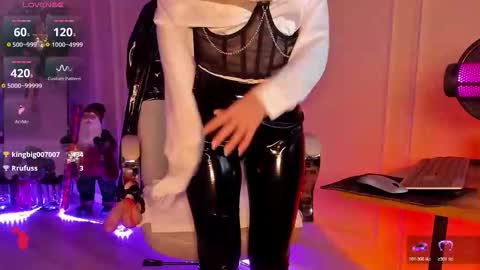 Snapshot of annes_secrettemple chatting on December 2025 09:19:02 PM Annes online show from December 2025 09:19:02 PM