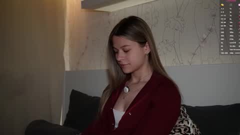 Snapshot of anneverity chatting on December 2025 08:46:01 PM Anne online show from December 2025 08:46:01 PM