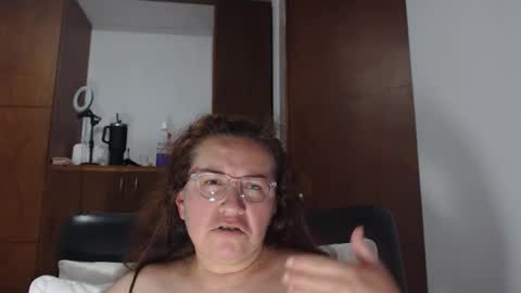 ANNE online show from October 2025 02:33:01 AM