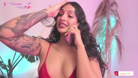 Angel online show from October 2025 03:10:01 PM