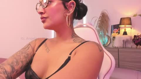 Angel online show from April 2026 07:14:01 PM