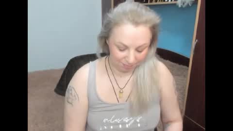 Anngel online show from April 2026 09:35:01 PM