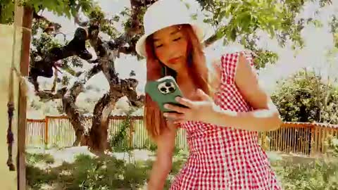 Snapshot of anngiepaola chatting on July 2026 04:17:01 PM anngiepaola online show from July 2026 04:17:01 PM
