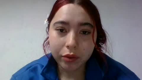 anni000__ online show from July 2026 09:04:01 AM
