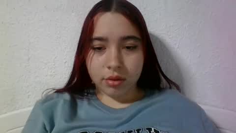 anni000__ online show from July 2026 10:45:01 PM