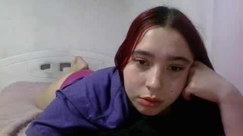 anni000__ online show from July 2026 12:37:02 AM