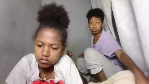 Snapshot of annick98 chatting on February 2026 09:17:01 AM annick98 online show from February 2026 09:17:01 AM