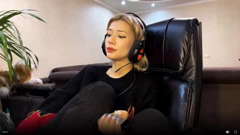 annie1fuc4 online show from March 2026 06:33:01 PM