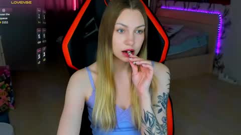 Annie online show from May 2026 04:06:01 AM