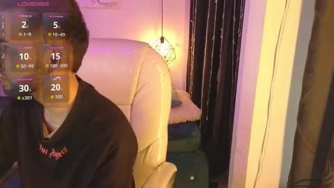 Annie And Ryan  online show from February 2026 04:09:01 AM