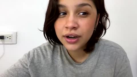 Annie  online show from December 2024 07:46:02 PM