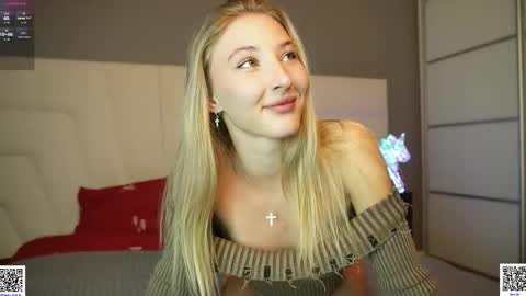 Snapshot of annie_f0x chatting on September 2025 03:50:02 AM Annie Hey sweeties I will be online 2 December in 230 am GMT time online show from September 2025 03:50:02 AM