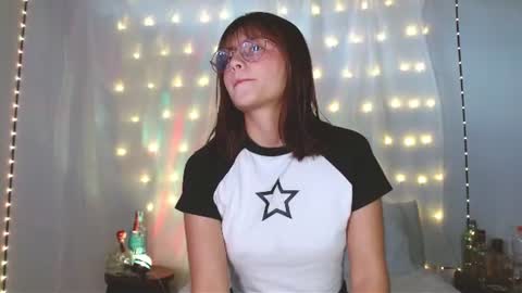 Annie and Jacke online show from June 2026 06:16:01 PM