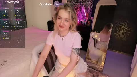 Snapshot of annie_leone chatting on May 2026 05:21:02 PM Annie online show from May 2026 05:21:02 PM
