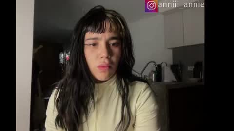JEANNE no olvides seguirme dont forget follow me  uu online show from July 2026 11:44:01 PM